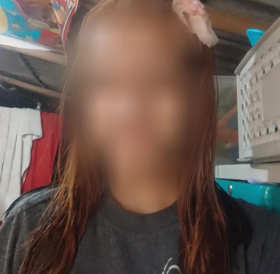 Andrea, 31