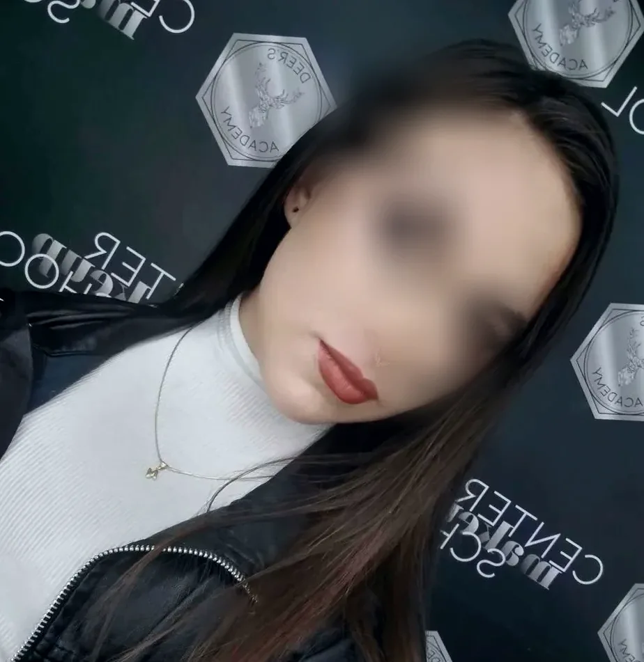 Bianca, 25