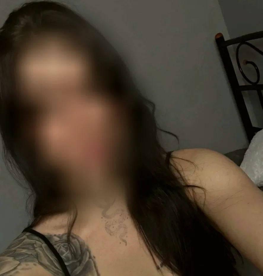Carina, 34