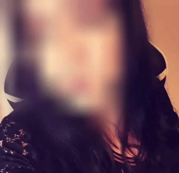 Diana, 28
