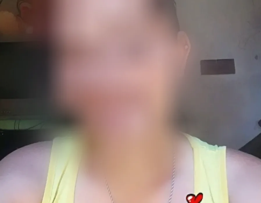 Leonie, 31