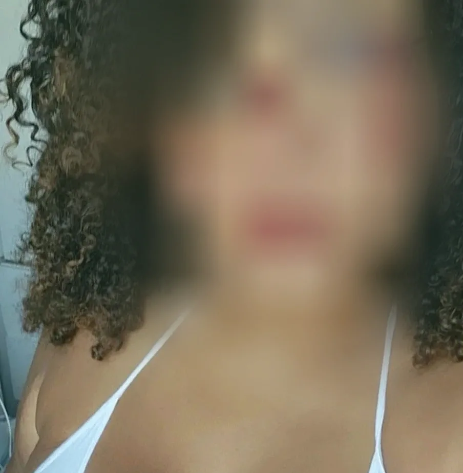 Mira, 33