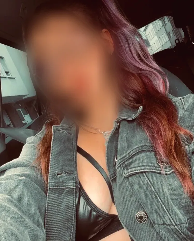 Sonja, 27